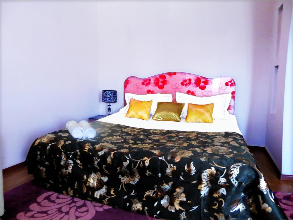 Maximus Apartament Bishkek Exterior foto